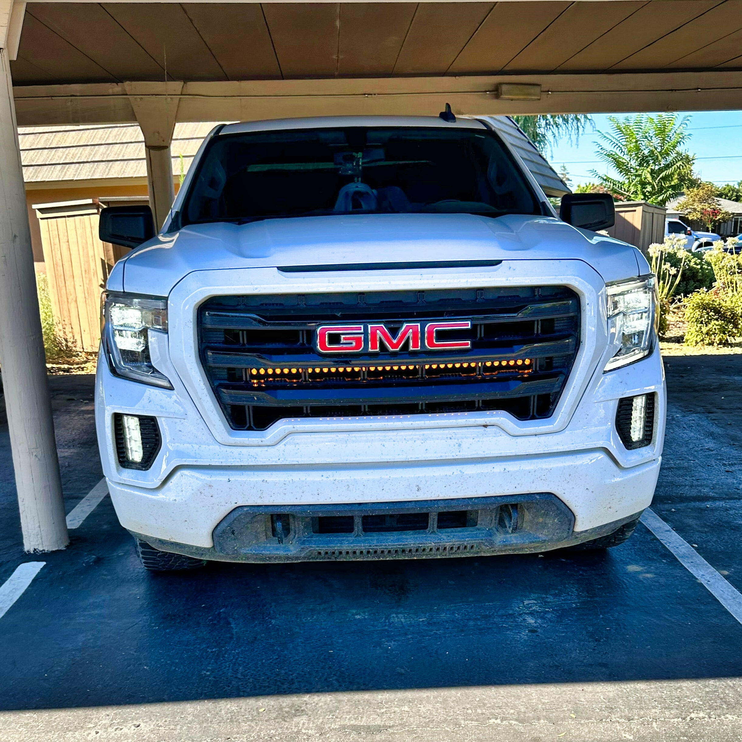 2019+ GMC Sierra 1500 Single 40in Light Bar - SLIM