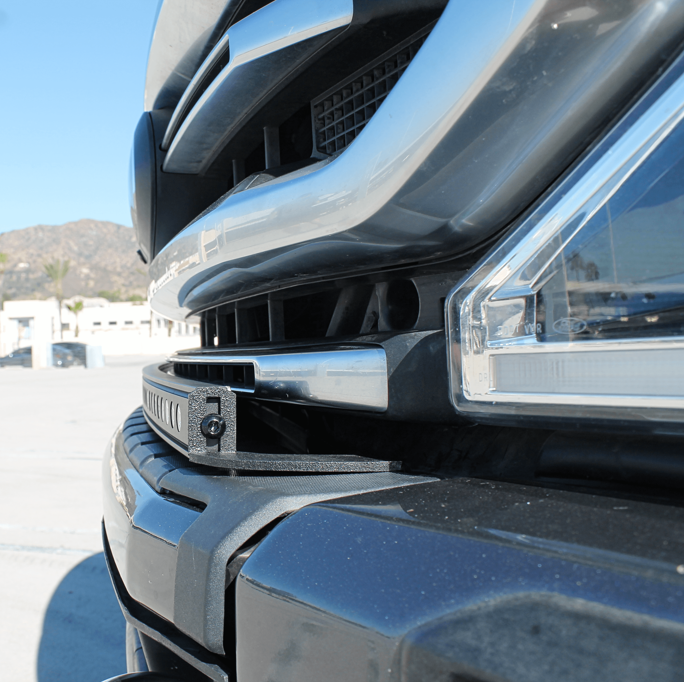 Ford Super Duty light bar 2020-2022 F250/F350/F450 40in Light Bar - Slim