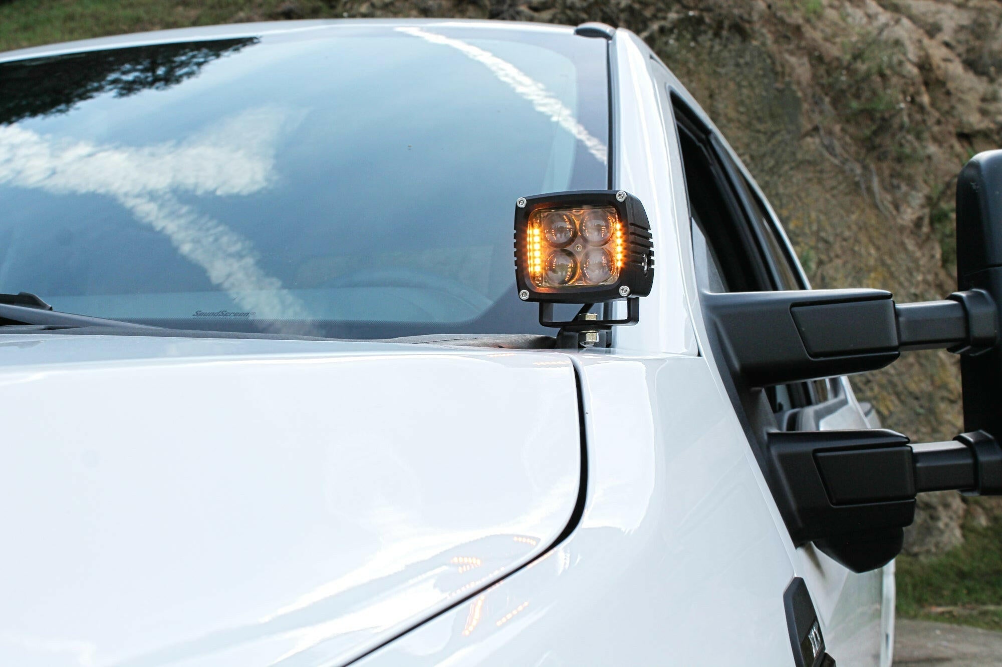 2023+ Ford Super Duty F250/350/450 Hood Mount Kit/Ditch Lights