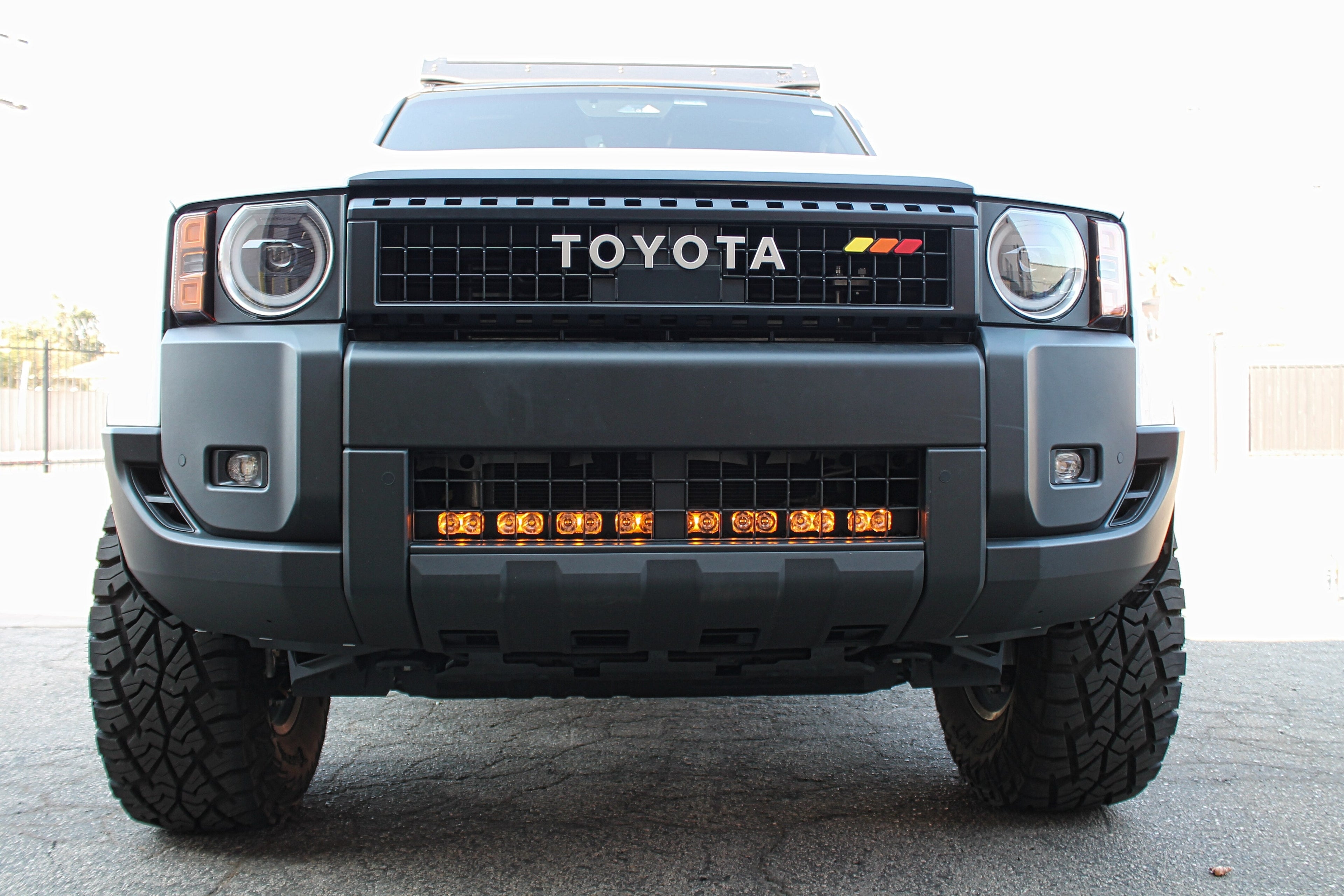 Land Cruiser light bar 2024+ PRO