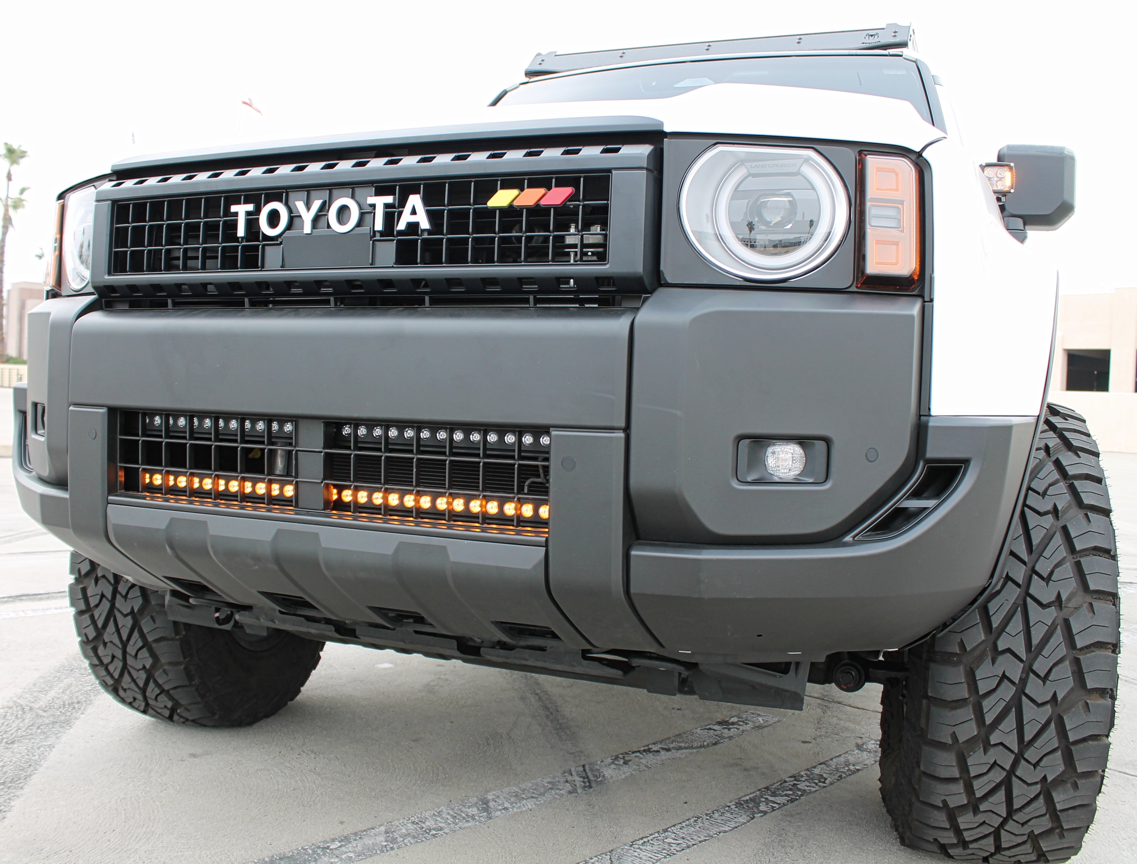 Land Cruiser light bar 2024+ Slim