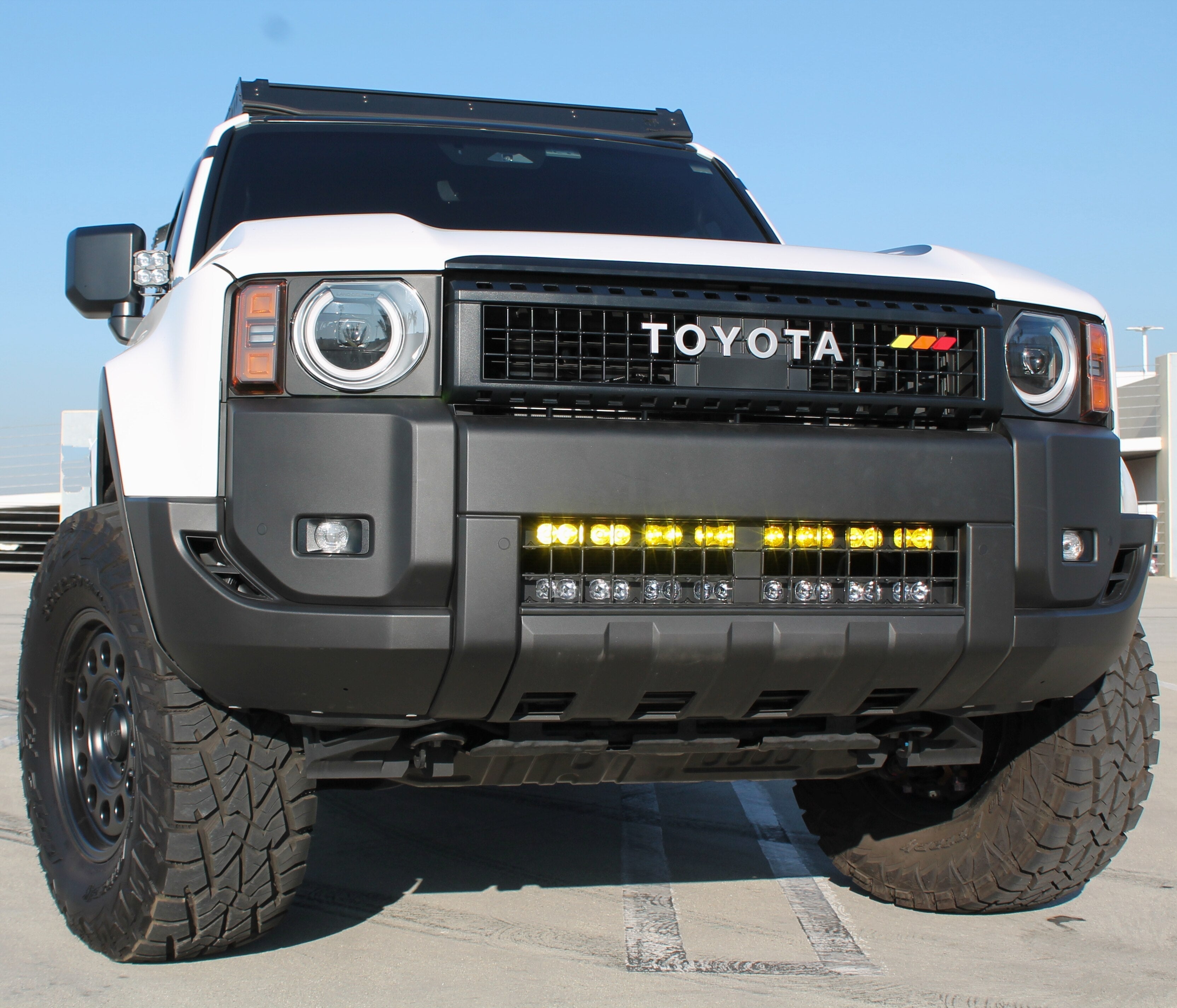 Land Cruiser light bar 2024+ PRO