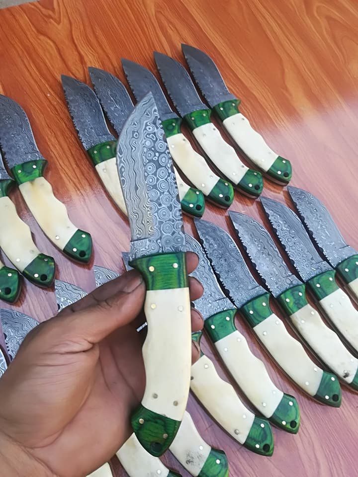 Custom Handmade Raindrop Damascus Steel Hunting Skinning Camping Knives