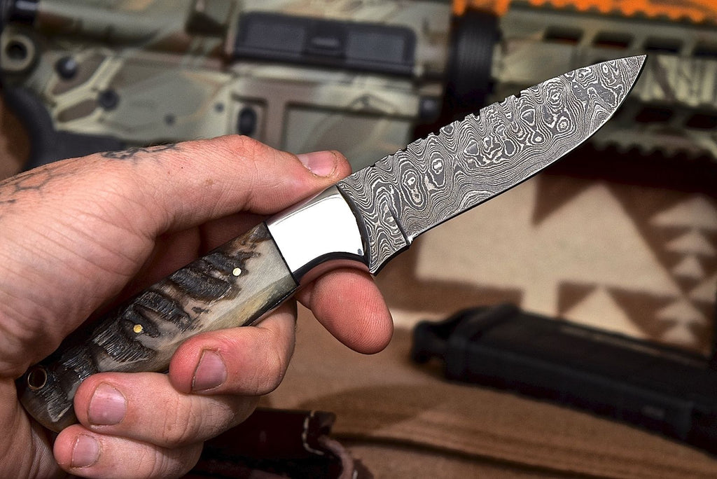 Damascus steel skinning knife