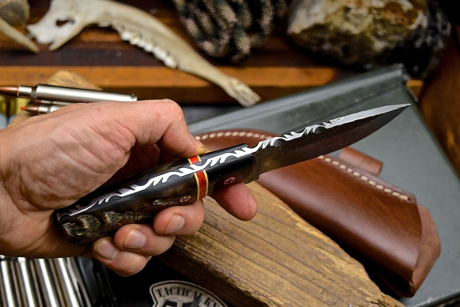 Custom Handmade Hammered Forged Damascus Sheep-Buffalo Horn Hunting EDC Blade Knife