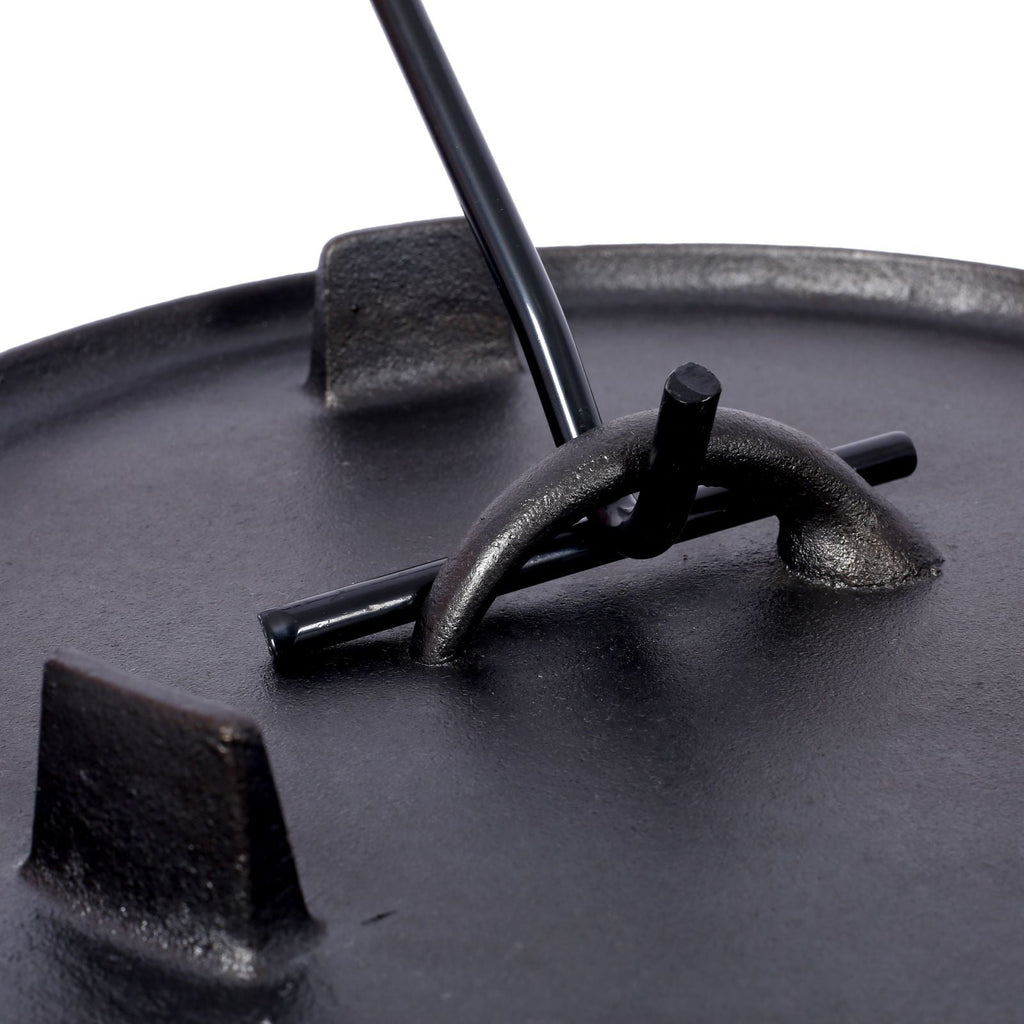 Outdoor Camping Deep Pot for Cooking, Barbecue, and Baking Over Campfire with Leg Base