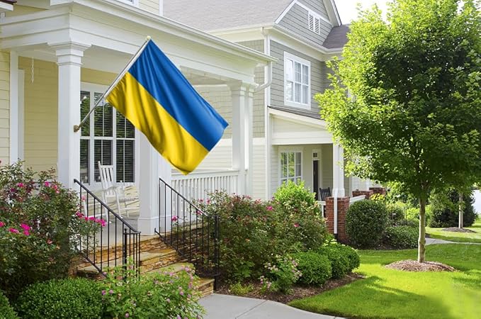 Double Sided Ukraine Flag 3x5FT Ukrainian National Polyester Flag With 2 Grommets For Patriotic Ukrainian Themed Festival Events Party Decoration (Ukraine, 3x5FT-3ply)