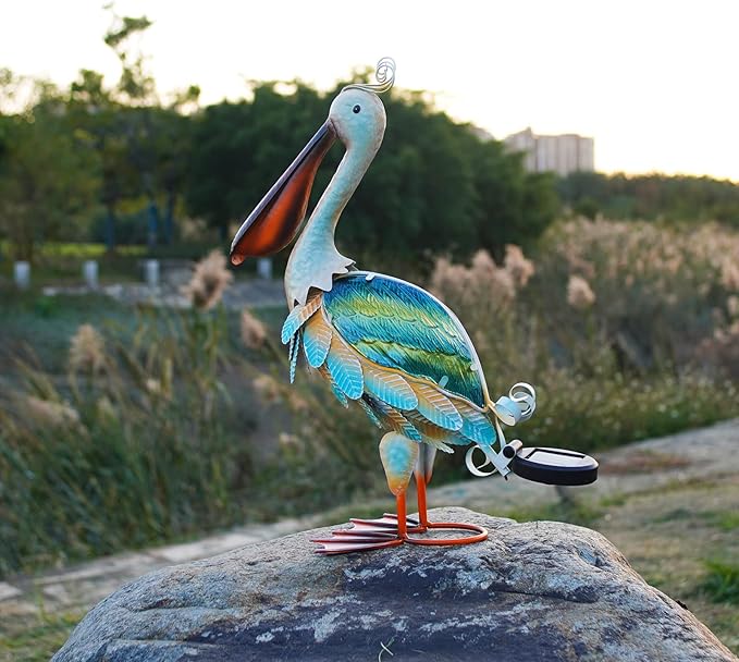 HONGLAND Solar Metal Pelican Statues Garden Sculpture & Statues, Glass Outdoor Pelican Yard Art Coastal Ocean Bird Decor Lawn Ornament for Backyard Porch Patio Decor（19 Inch）