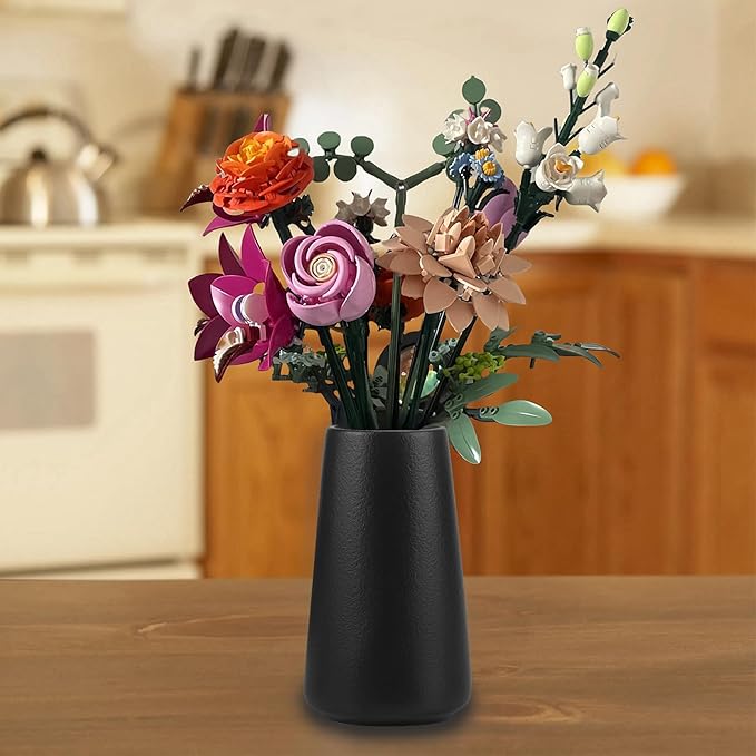 Simple Vase for Flowers Plants, Matte Vases for Modern Table Shelf Home Decor Wedding Boho Decor, 6" H Frosted Elegant Ceramic Vase for Pampas Grass Fluffy Stem Bouquet Lavender Flowers (Black, 1)
