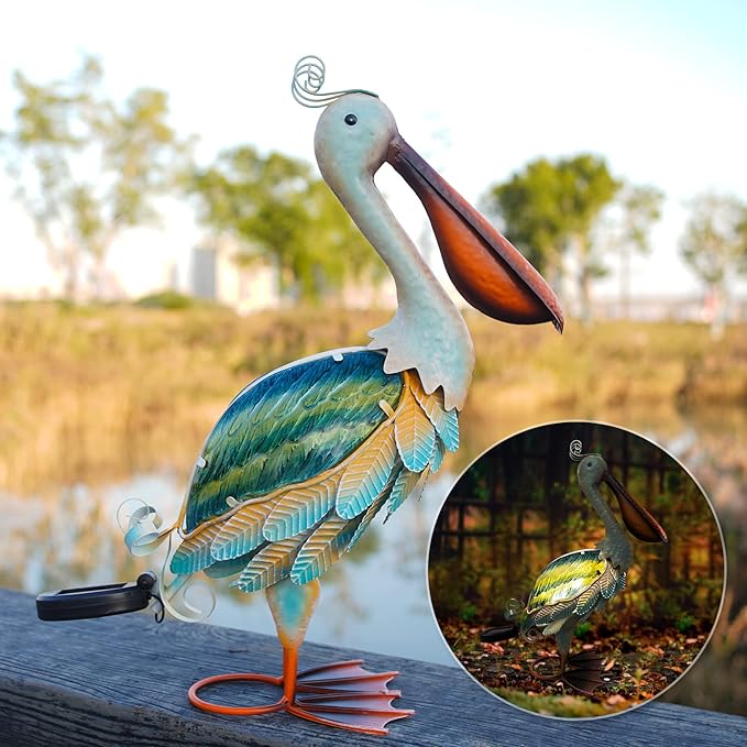 HONGLAND Solar Metal Pelican Statues Garden Sculpture & Statues, Glass Outdoor Pelican Yard Art Coastal Ocean Bird Decor Lawn Ornament for Backyard Porch Patio Decor（19 Inch）