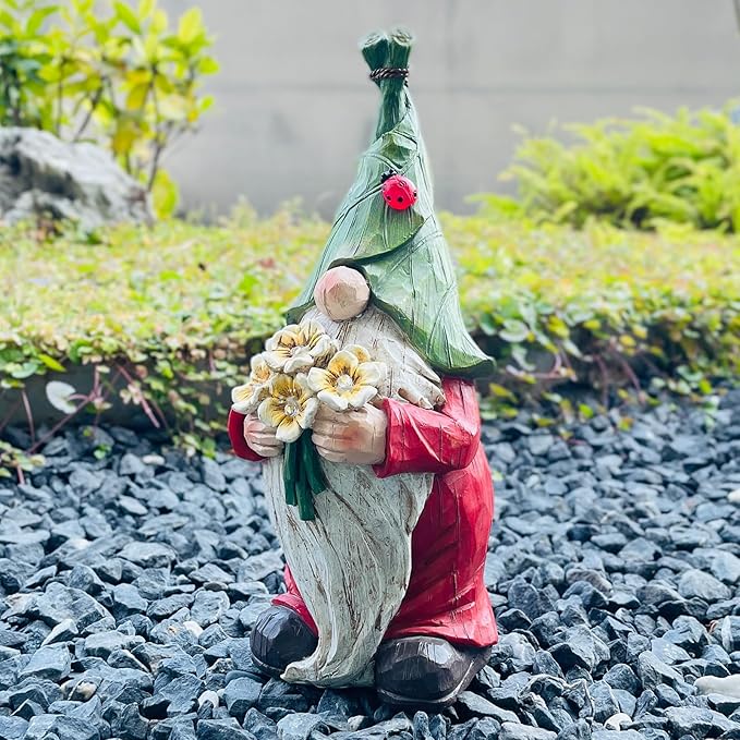 Garden Gnome Statue Outdoor Decor, Solar Garden Gnome Figurine Light, Resin Statues Sculpture for Patio Yard Lawn Outdoor Decorations