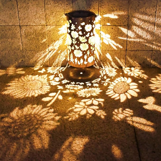 Solar Lanterns Sunflower Lights, Outdoor Garden Decor Waterproof Hanging Lantern Sunflower Solar Lights Gifts for Women Mom Grandma Decorative Yard Patio Deck Porch, 1 Pack