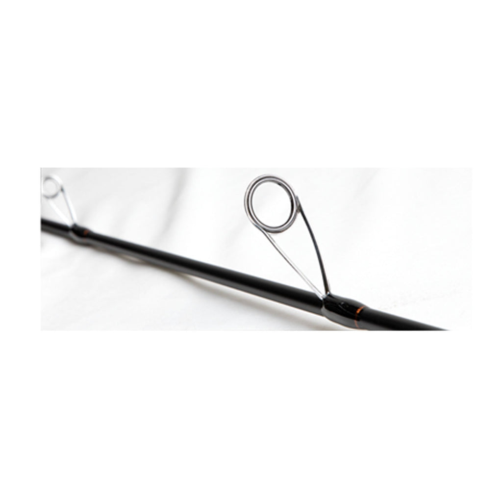 Balance spinning rod