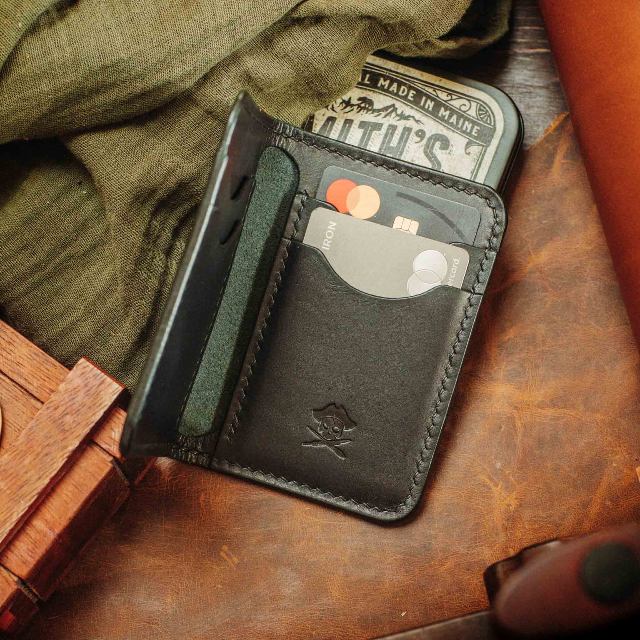 Pirate Goods Buccaneer Bifold Wallet – Slim Minimalist Leather EDC Card Holder