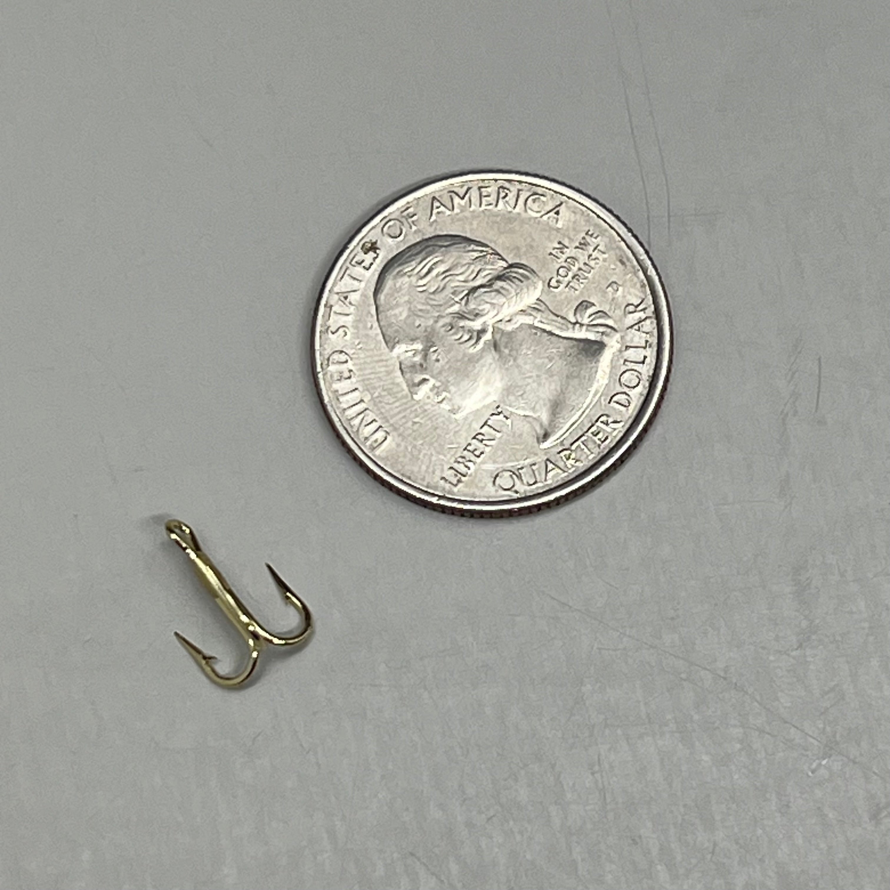 EAGLE CLAW (5 PACK) Curved Point 2X Treble Hook Lure Repla Gold #14 5pc 376A-14