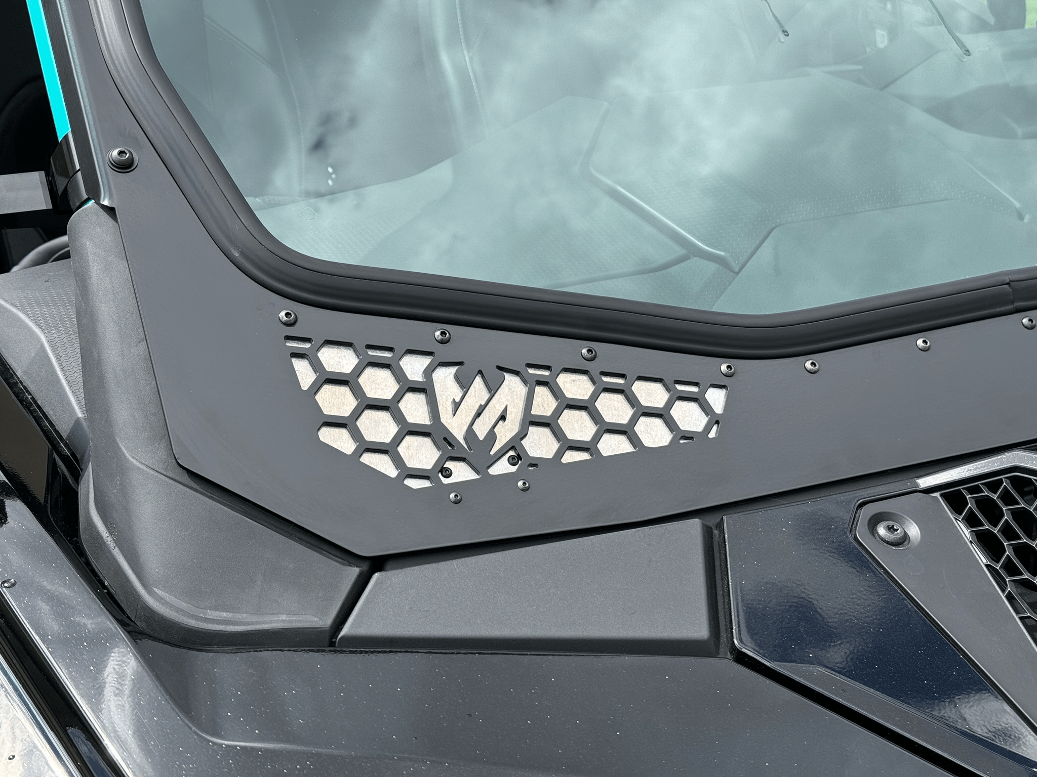 Moto Armor Glass Windshield for 2025+ RZR Pro XP / Pro S / Pro R