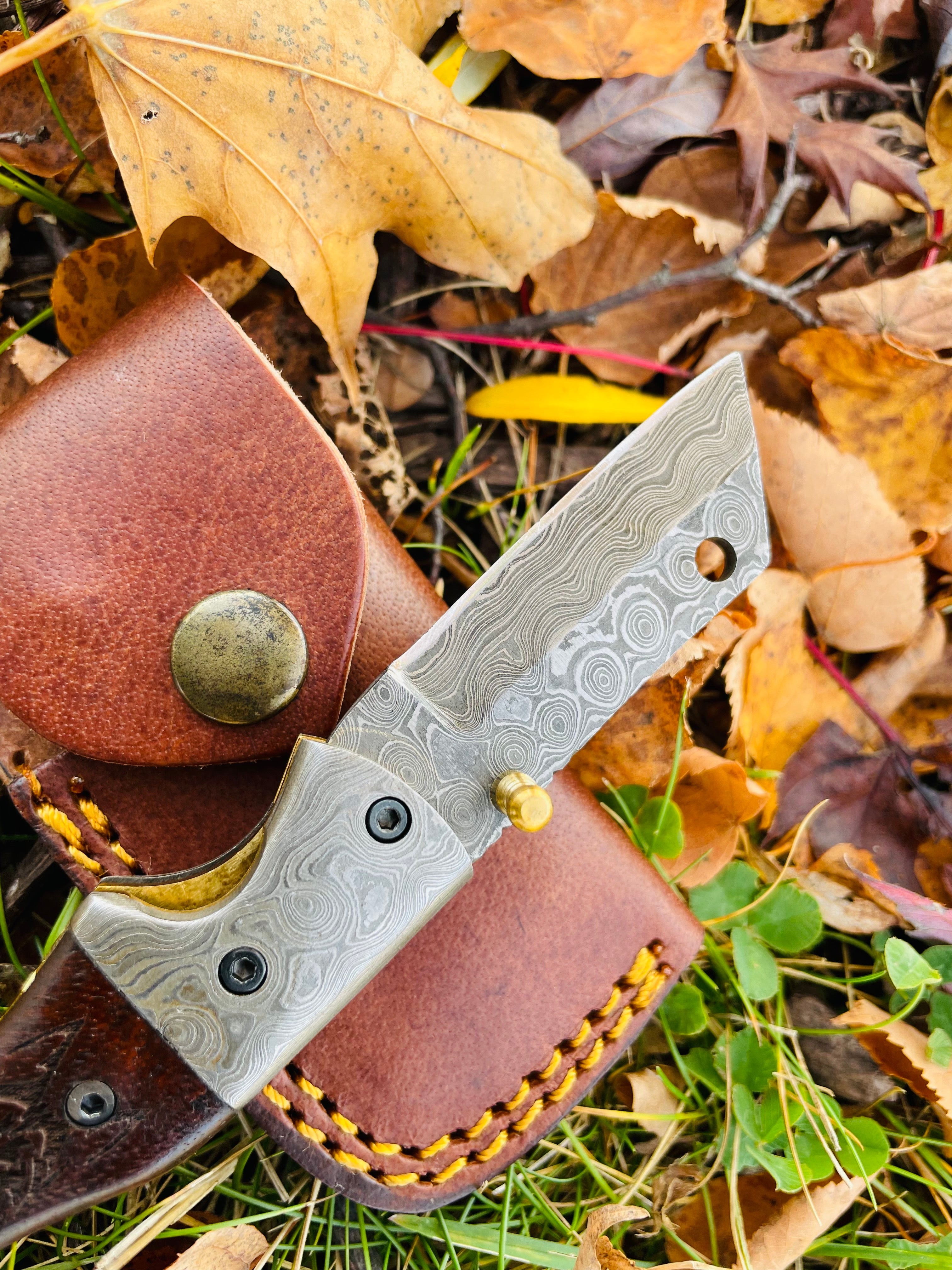 Damascus Steel Handmade Folding Knife Wolf Engraved TK-049 Limited Run