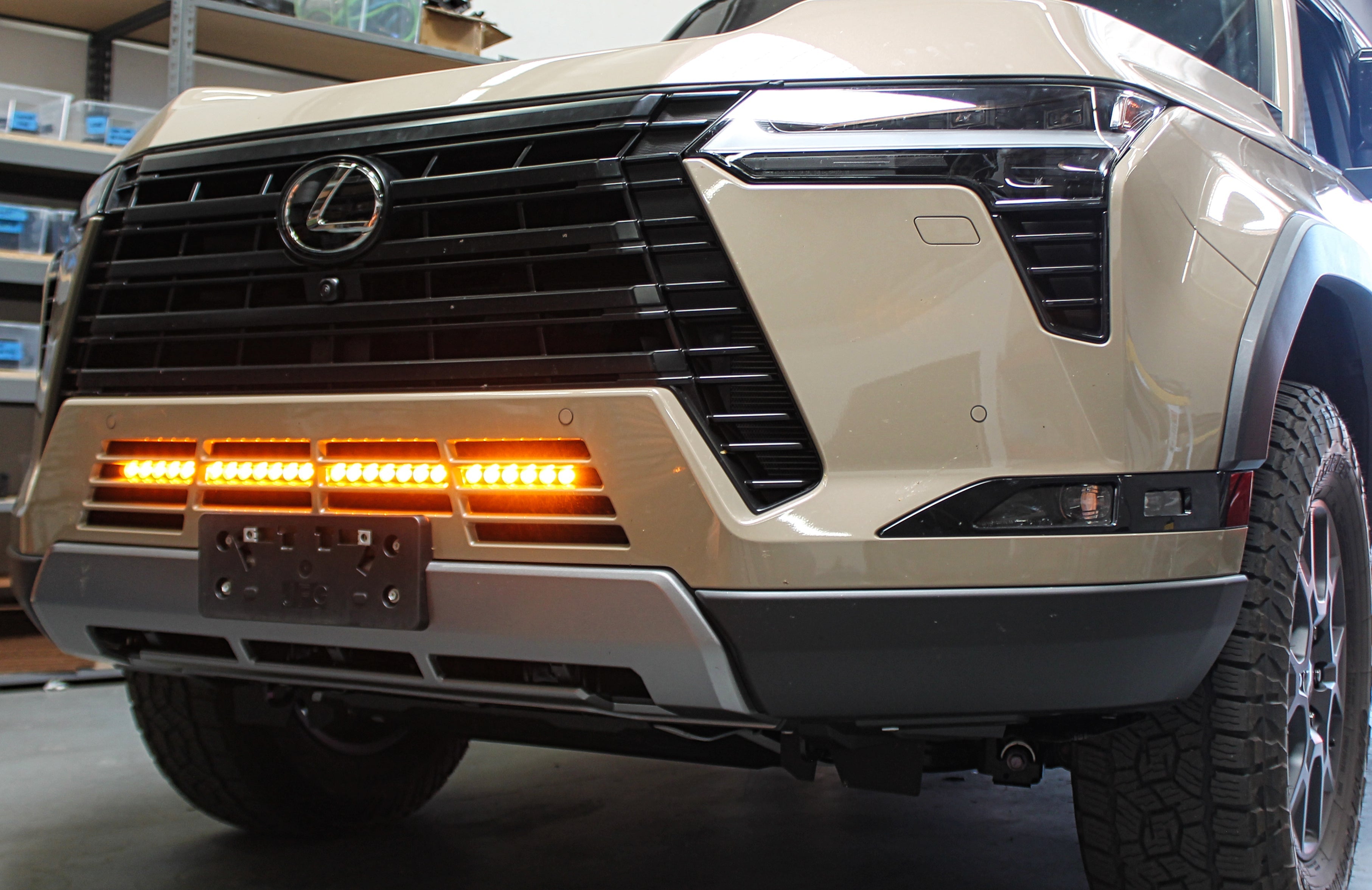 Lexus GX550 lightbar 2024+ 30in Light Bar - SLIM
