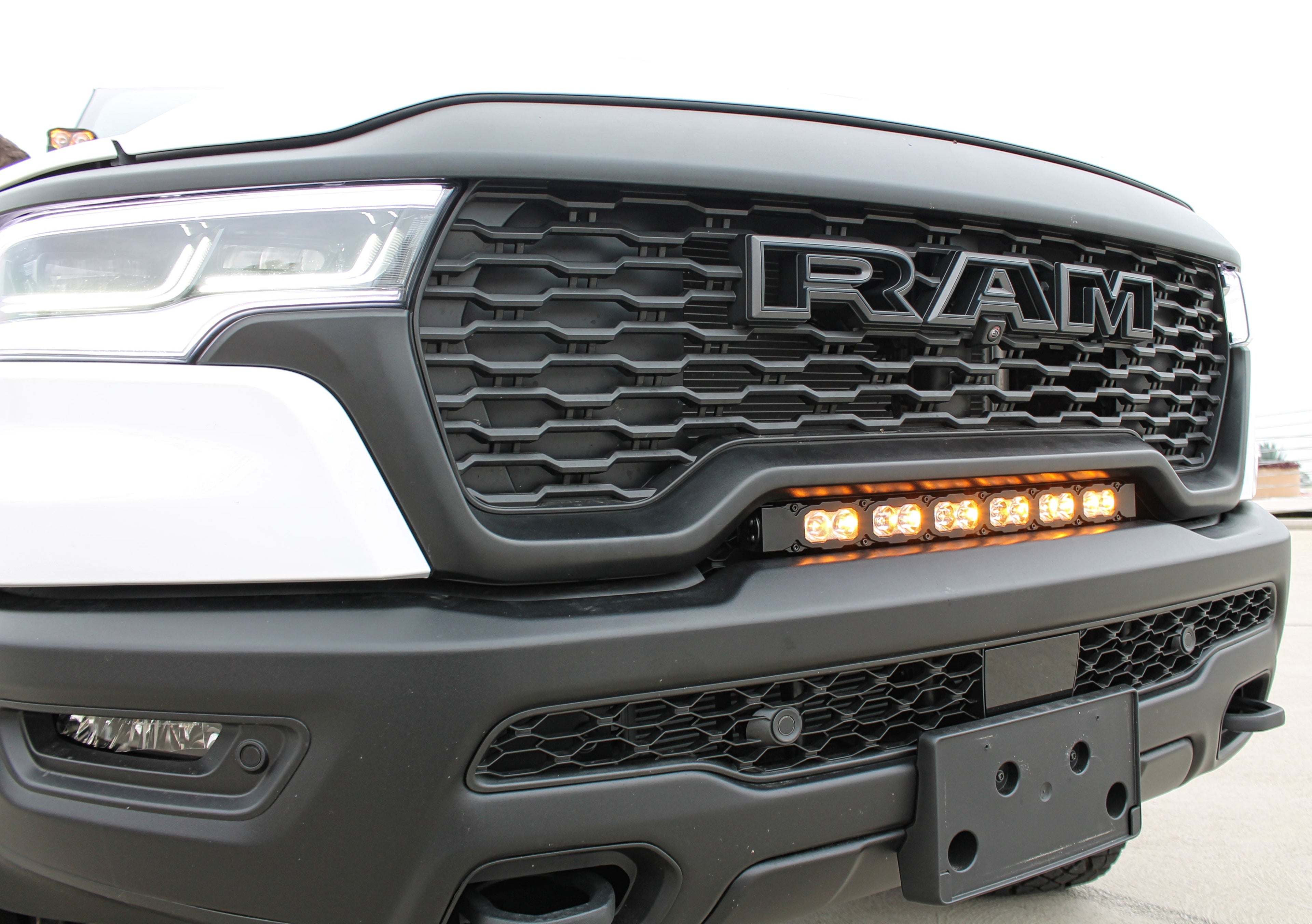 RAM RHO light bar 2025+ 23in Light Bar - PRO