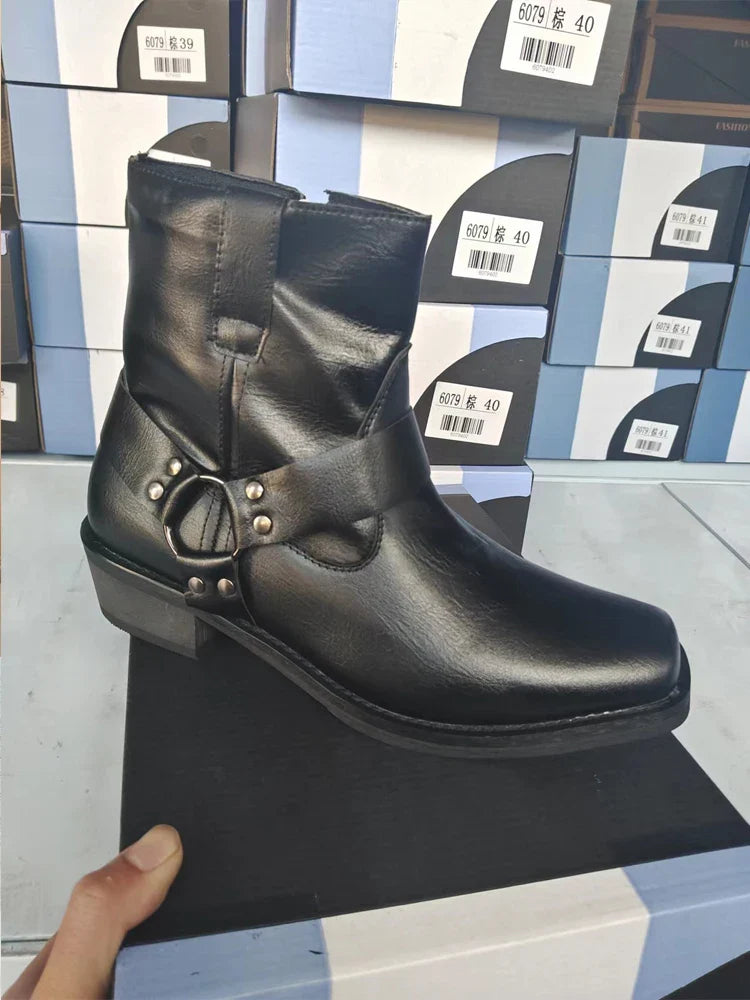 All-Day Comfort: Lightweight Cowboy Boots