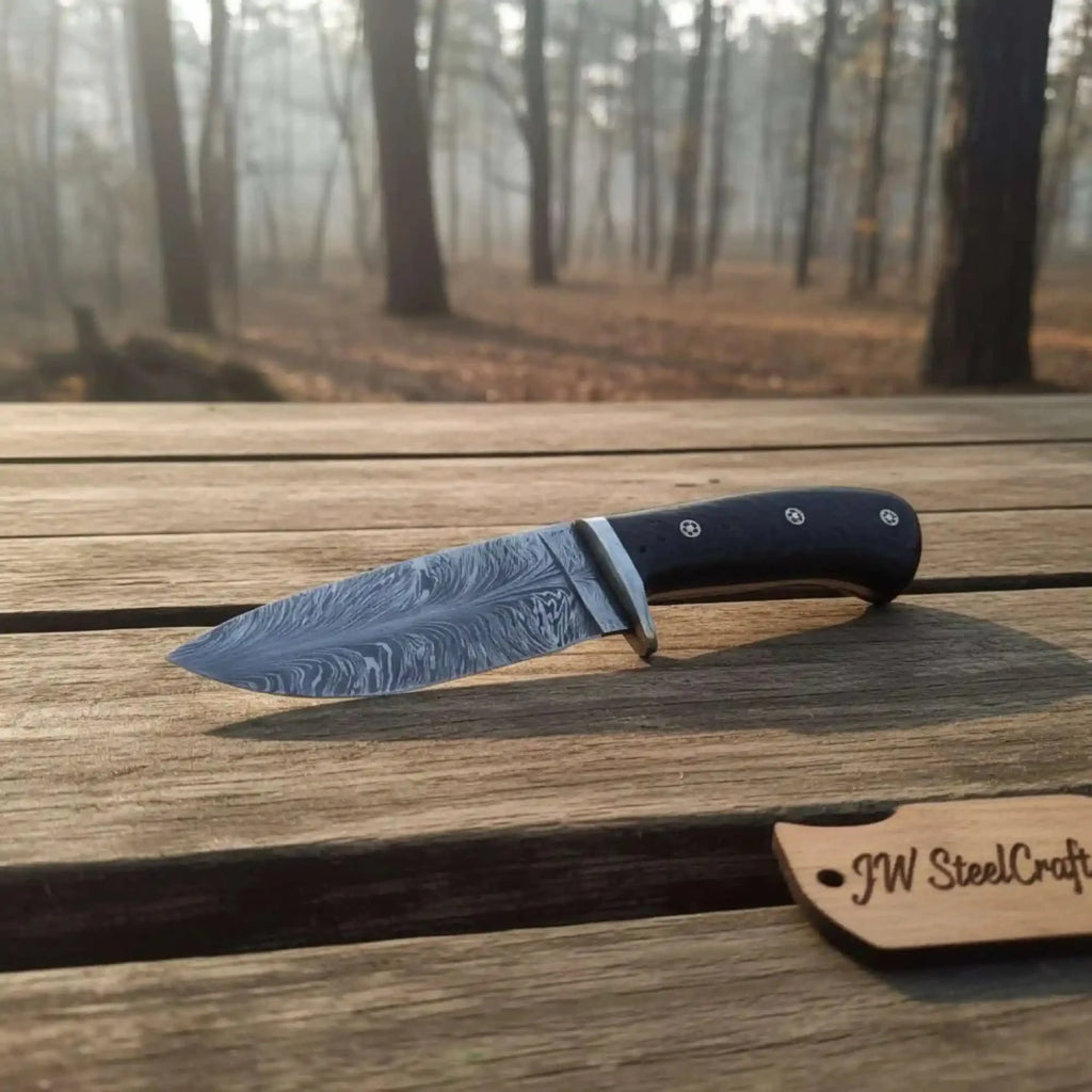 Bowie Knife Feather Damascus Blade Pinecone Handle Fixed Blade Hunting Knife