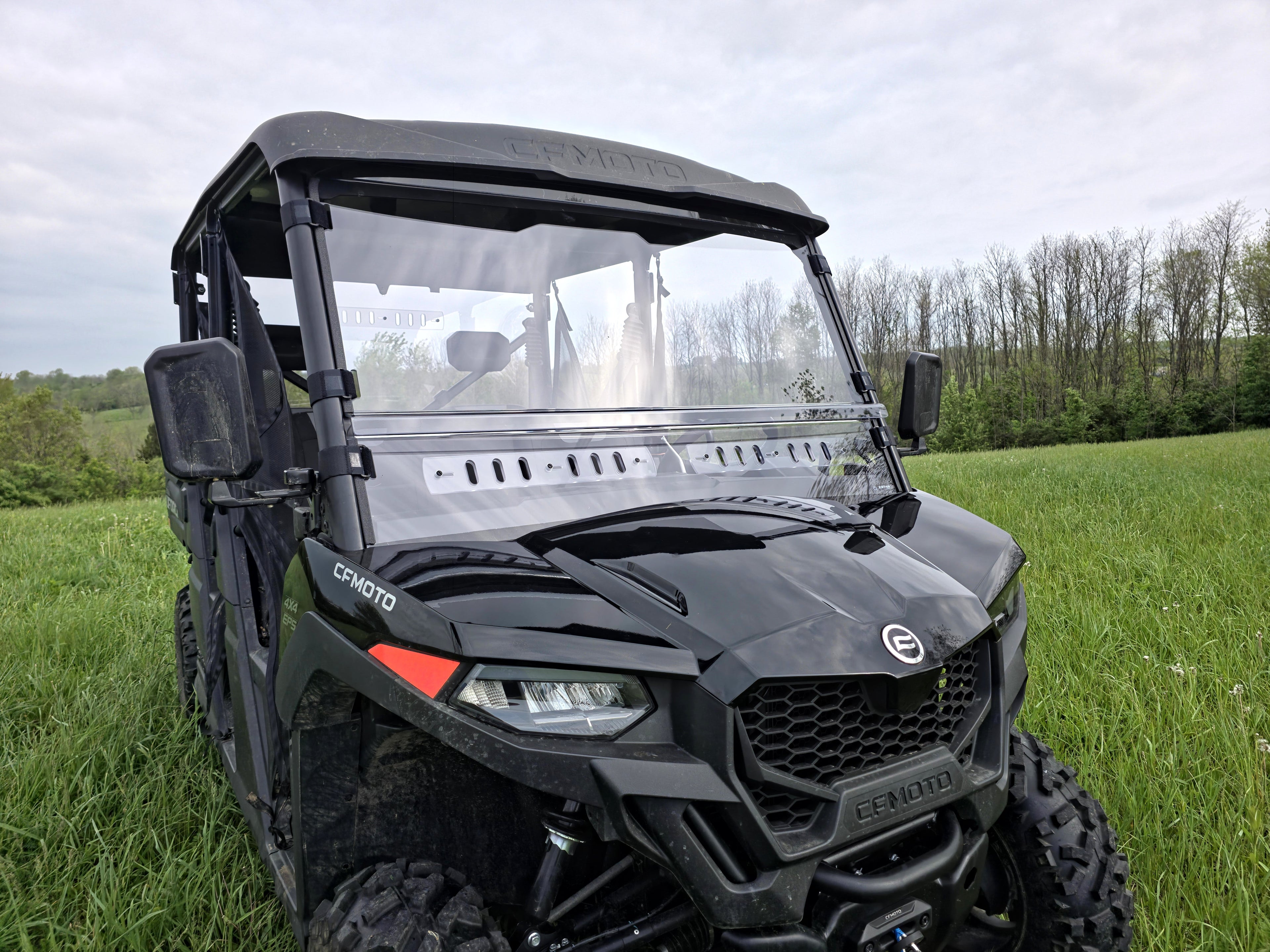 CFMoto UForce 800 XL - 2 Pc Scratch-Resistant Windshield with Vent and Clamp Options