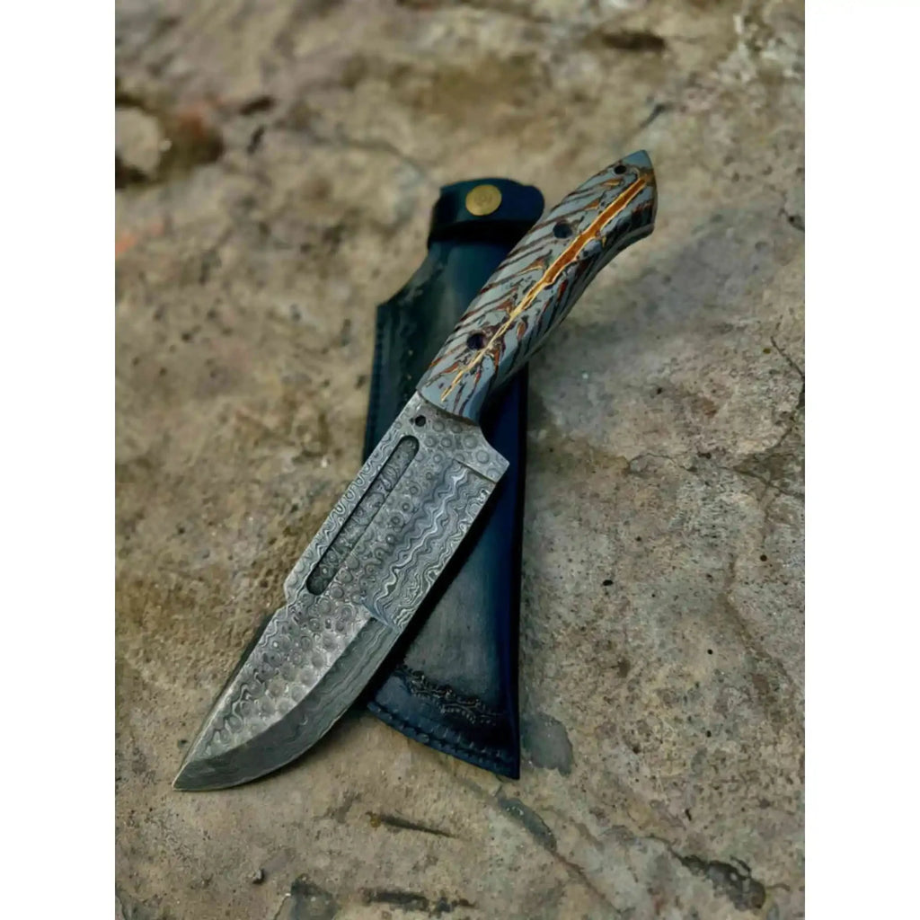 Damascus Hunting Knife with Grey Pinecone Handle | Full Tang + Black Leather Sheath