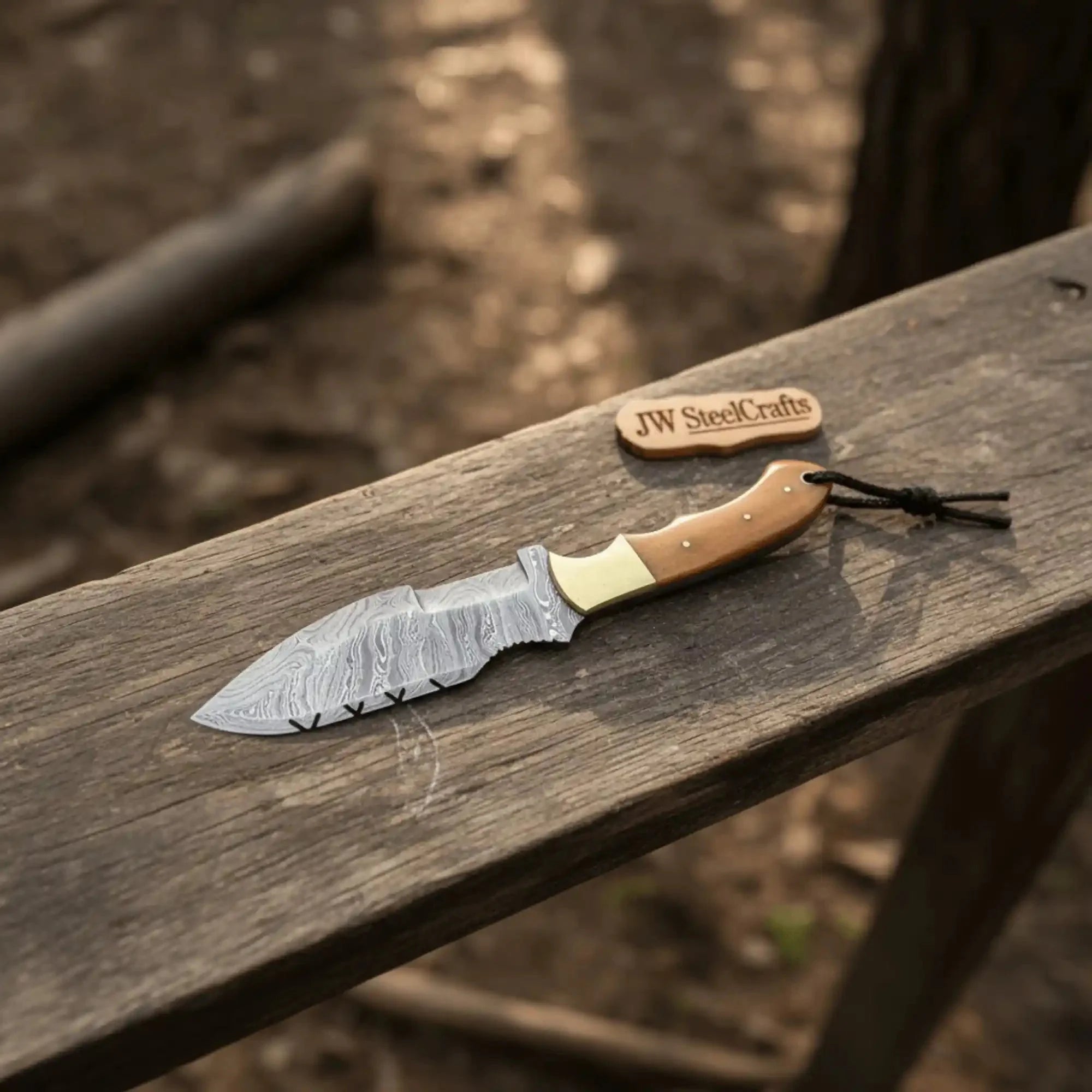 Damascus Steel Hunting Knife – Multiple Handle Colors | JW SteelCrafts