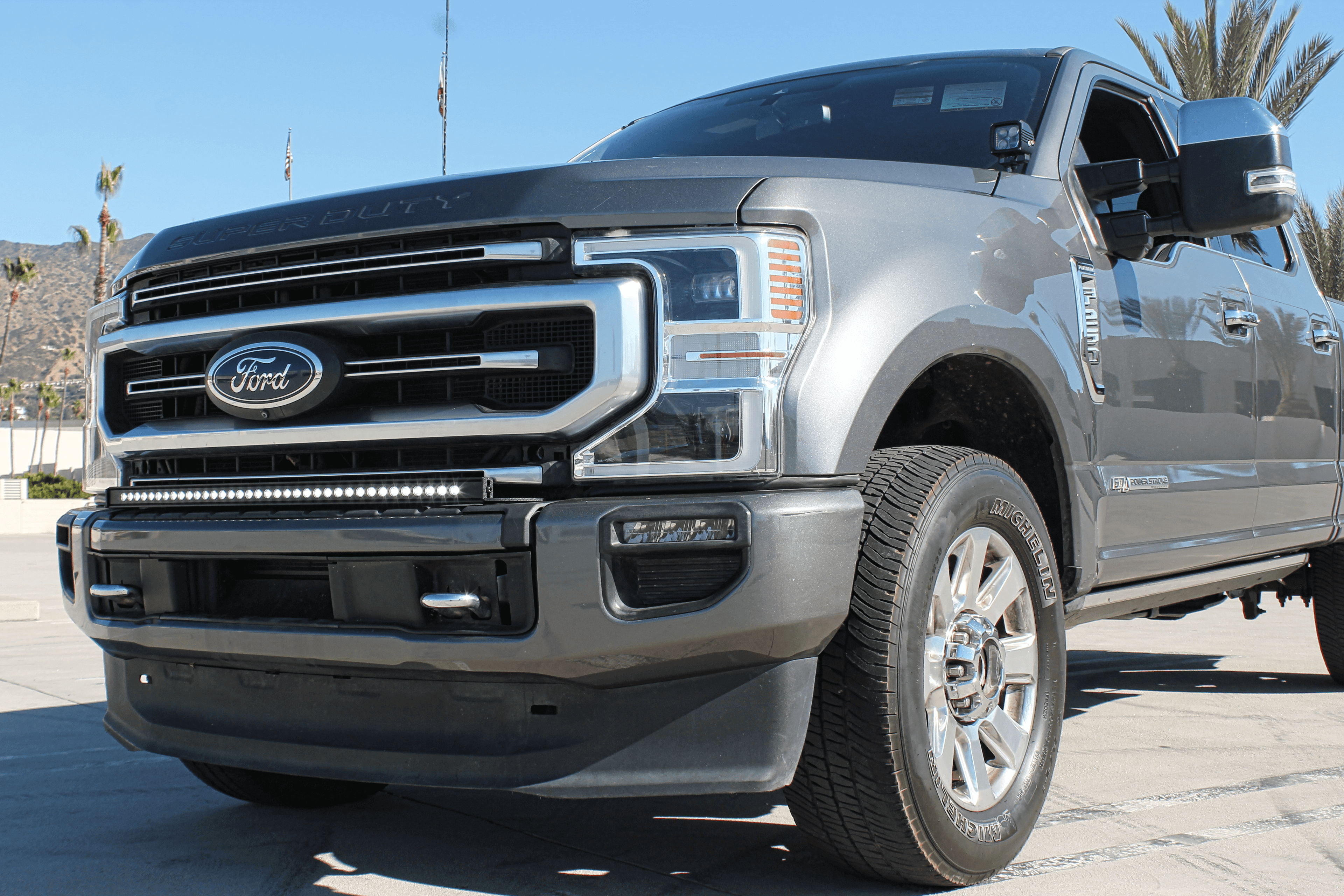 Ford Super Duty light bar 2020-2022 F250/F350/F450 40in Light Bar - Slim