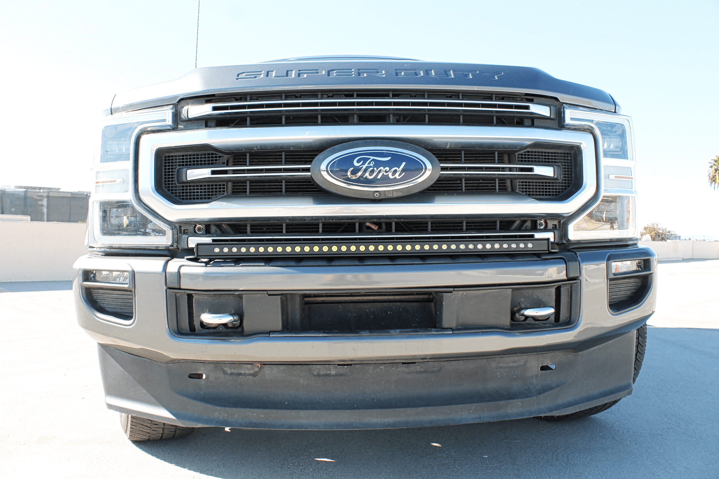Ford Super Duty light bar 2020-2022 F250/F350/F450 40in Light Bar - Slim