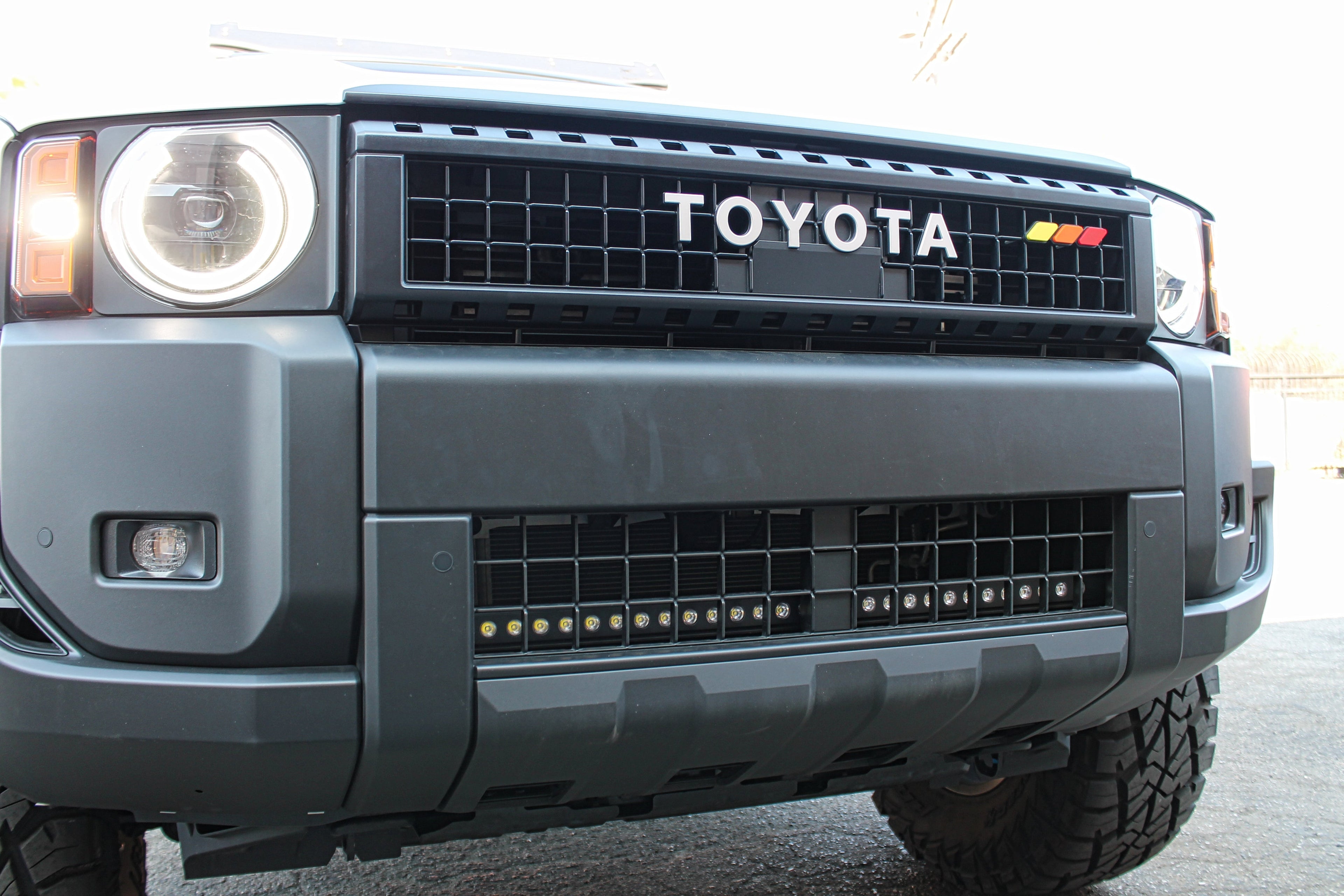 Land Cruiser lightbar 2024+ slim
