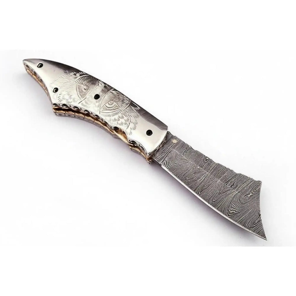 Hand Engraved Damascus Folding Knife with Skull Design & Brass Liners – Collector Pocket Knife