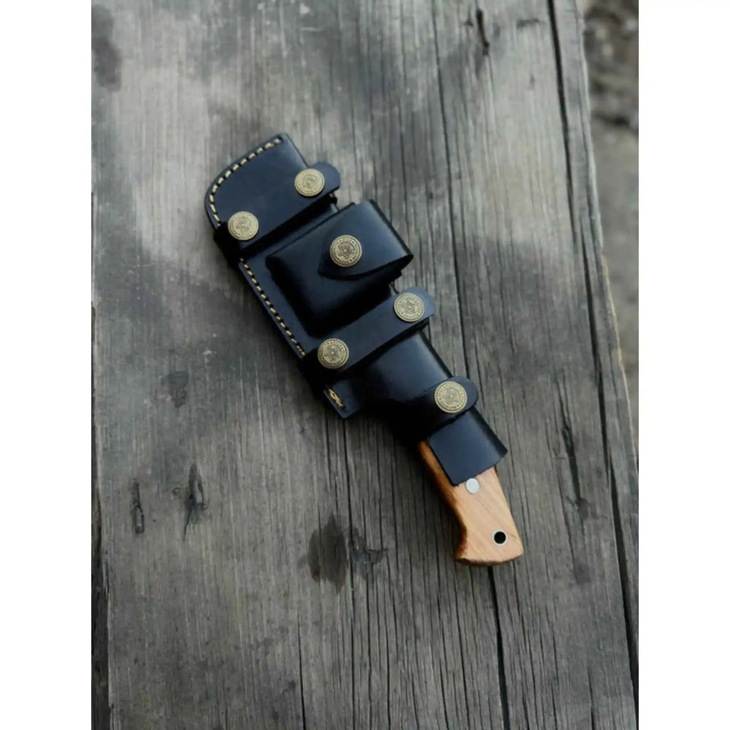 Handcrafted Hunting Knife – Walnut Wood or Black Micarta Handle | Full Tang with Leather Sheath