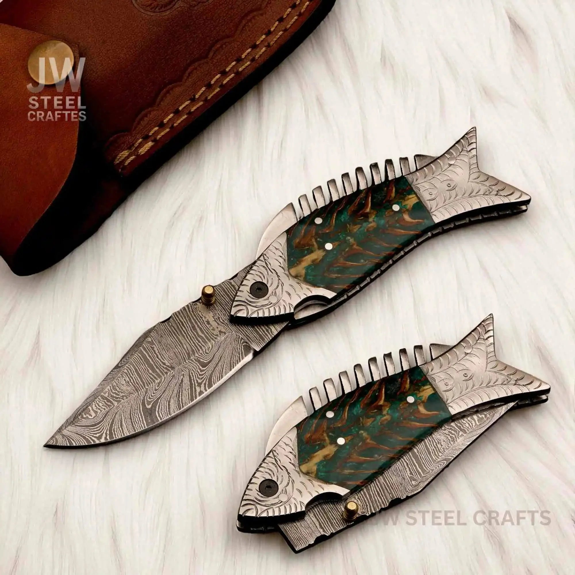 Handmade Damascus Folding Knife with Green Pinecone Resin Handle