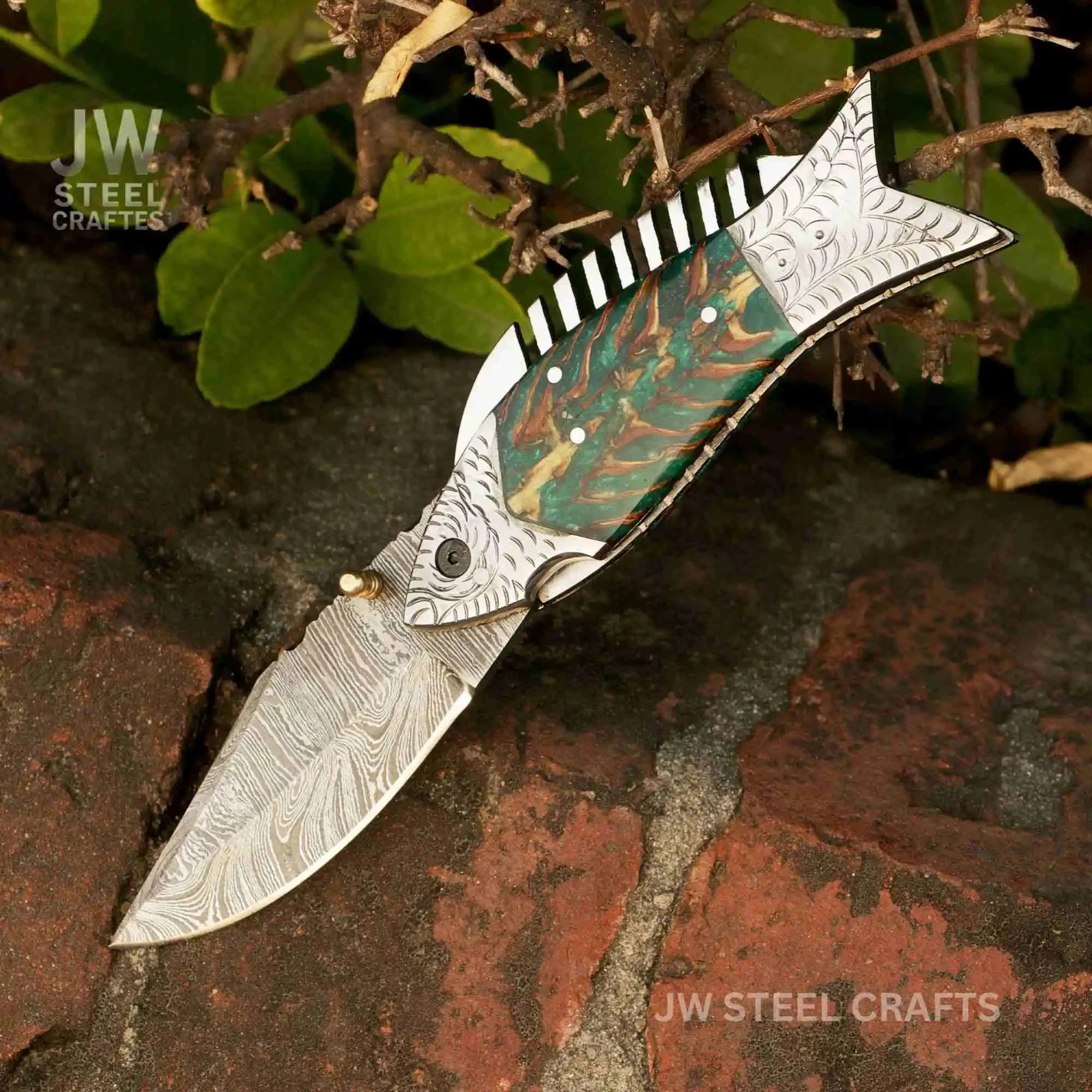 Handmade Damascus Folding Knife with Green Pinecone Resin Handle