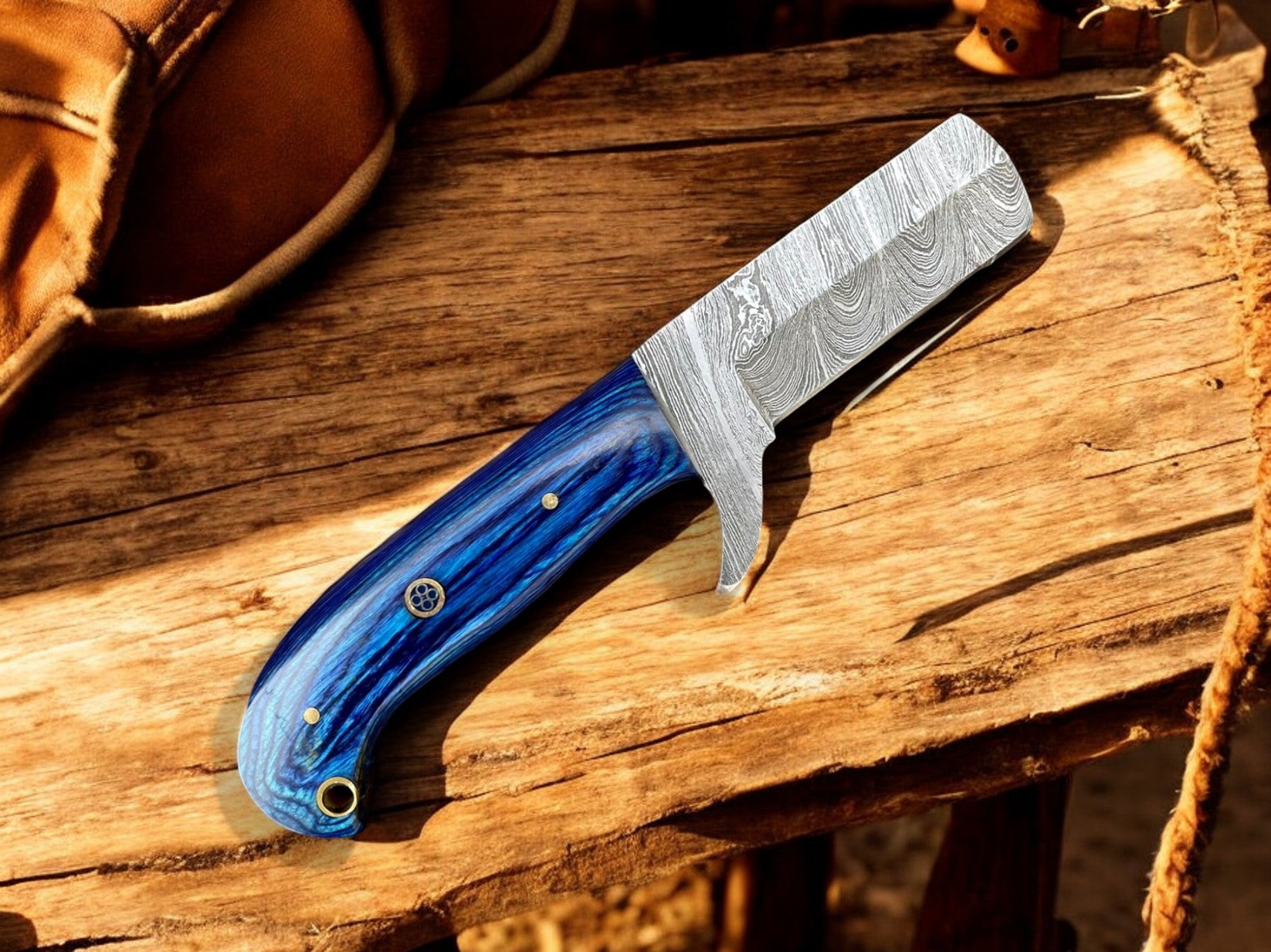 Handcrafted Bull Cutter Knife - Damascus Steel Blade