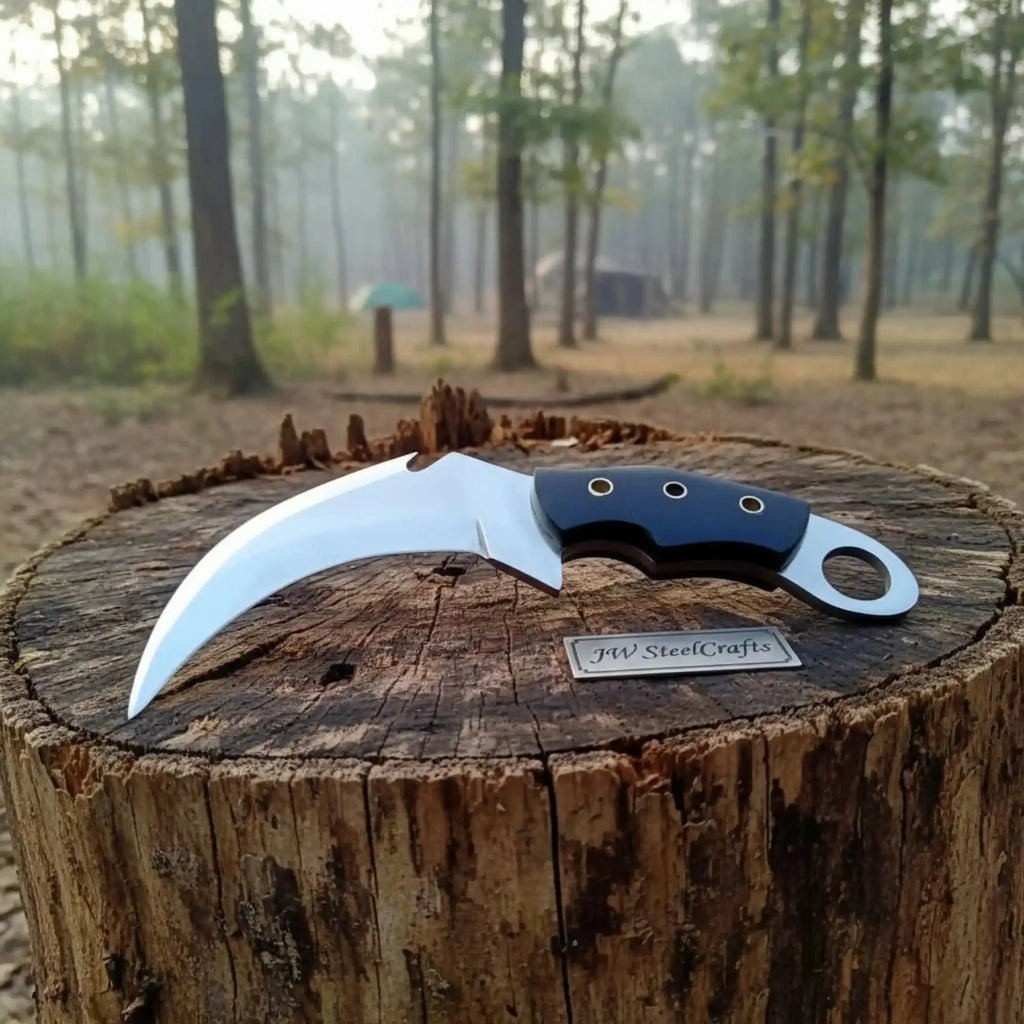 kARAMBIT  KNIFE COMBAT / FIGHTING KNIVES PAIR PATTERN WELDED BLADE