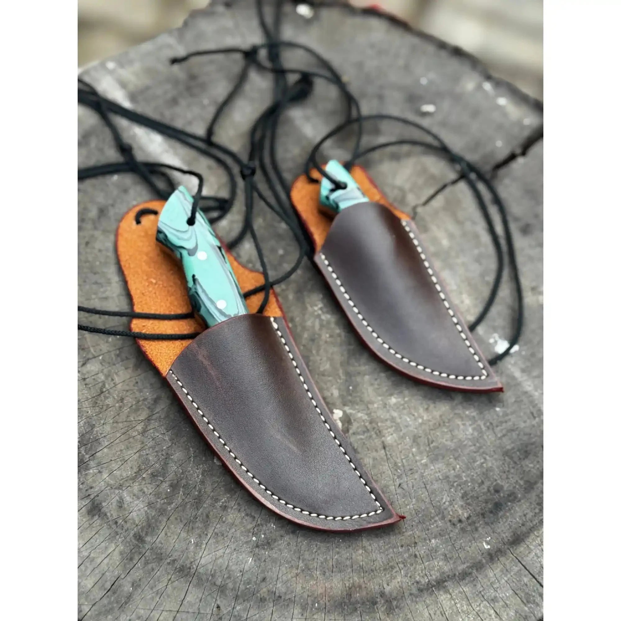 Neck Knife with Leather Sheath – Mini Damascus Pattern Blade | Green Resin Handle | JW SteelCrafts
