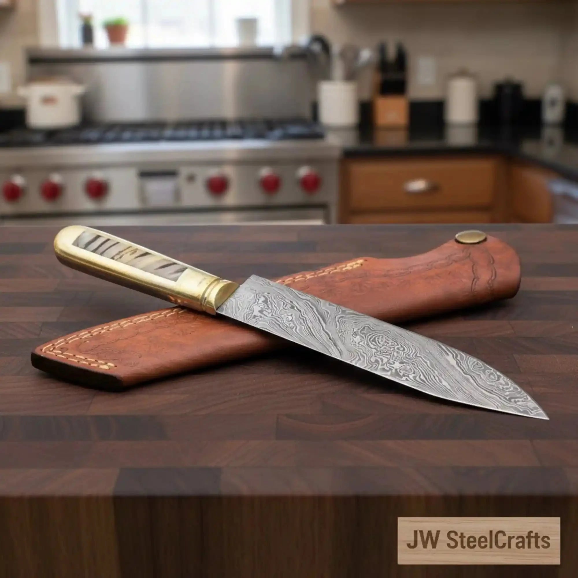 Premium Damascus Clip-Point Bushcraft Hunter — Twisted Pattern, Ram’s Horn & Brass Handle with Leather Sheath