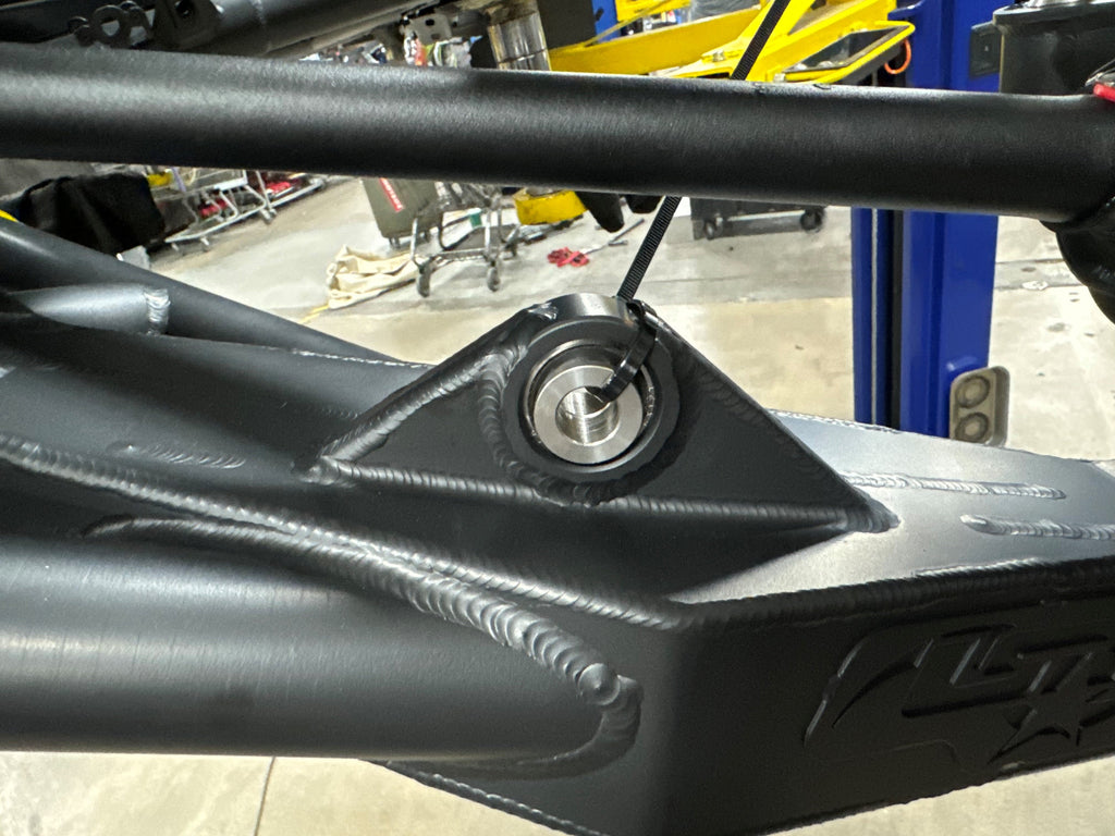 PRO R LOWER A-ARM AND KNUCKLE KIT