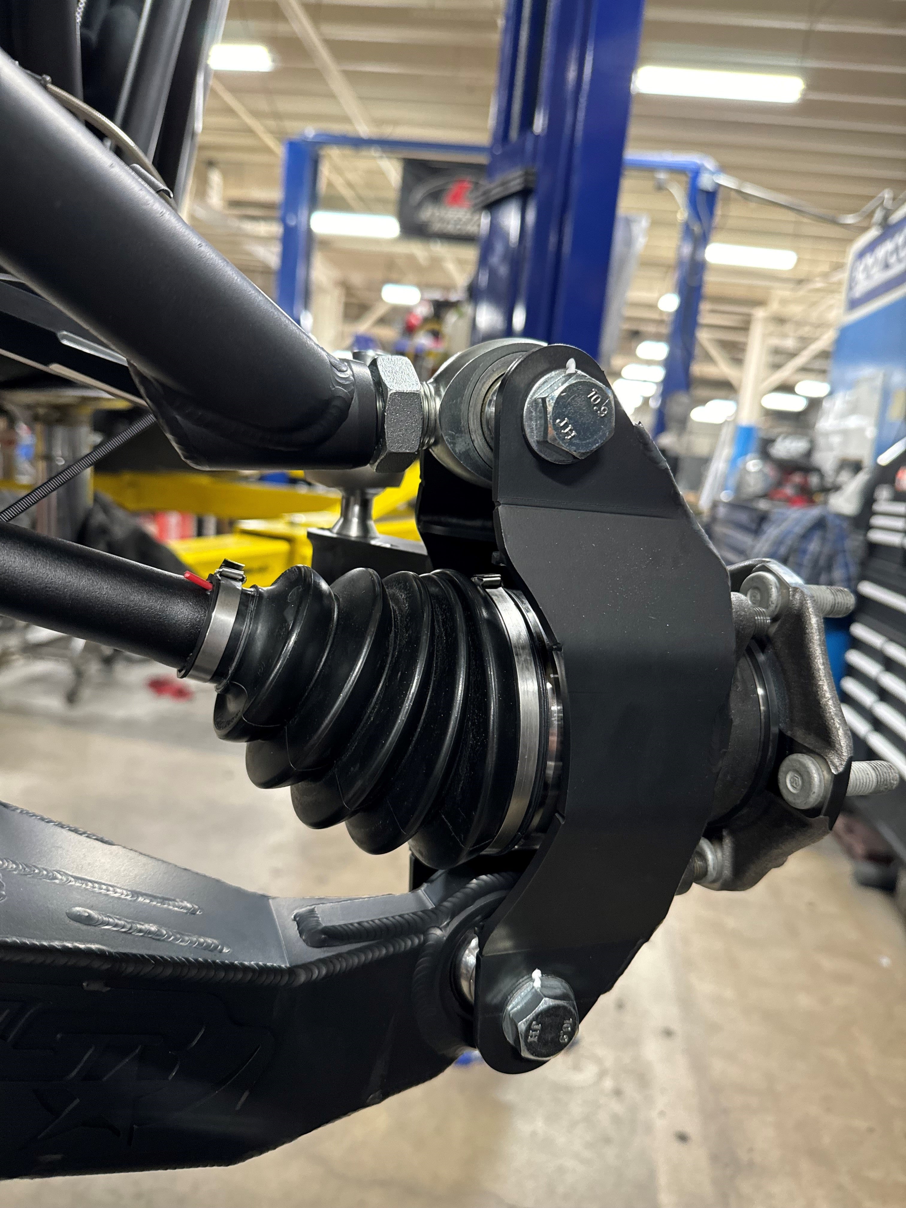 PRO R LOWER A-ARM AND KNUCKLE KIT
