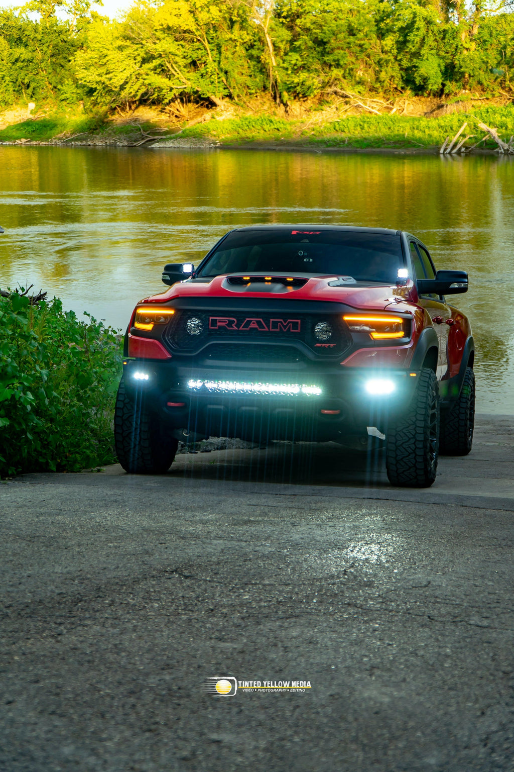 2021-2024 RAM 1500 TRX Single 40in Light Bar