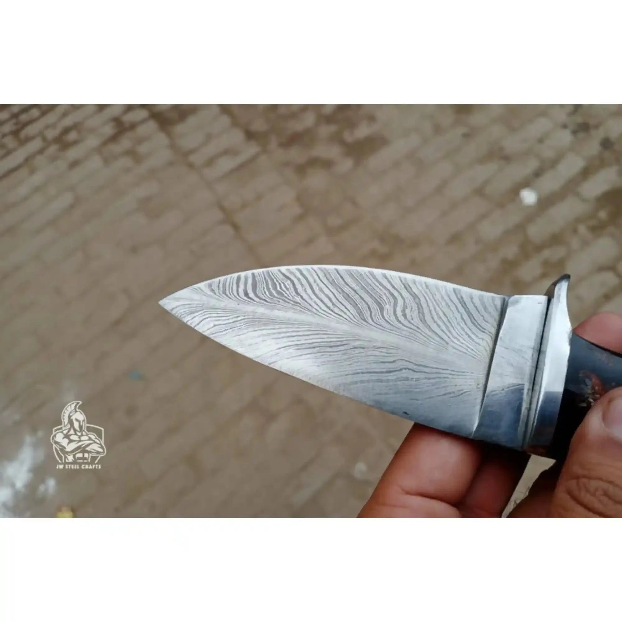 Skinner Knife, Feather Damascus Blade, Resin Handle, Fixed Blade Hunting Knife